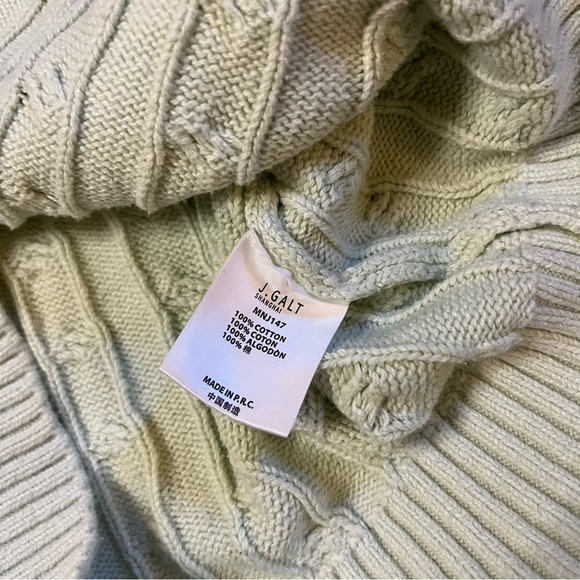 Brandy Melville Light Green 100% Cotton V-Neck Sweater Vest - Picture 4 of 7